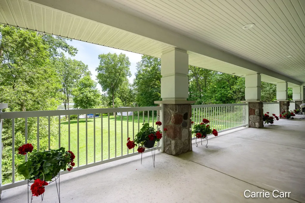 8170 Freska Lake Drive NE Plainfield Charter Township MI 49321