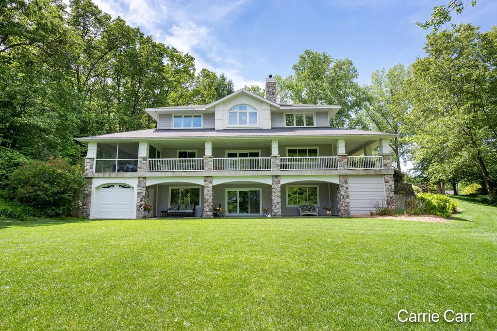 8170 Freska Lake Drive NE Plainfield Charter Township MI 49321