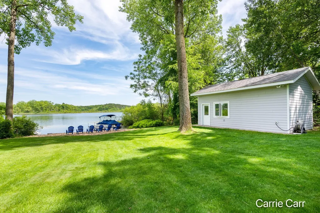 8170 Freska Lake Drive NE Plainfield Charter Township MI 49321