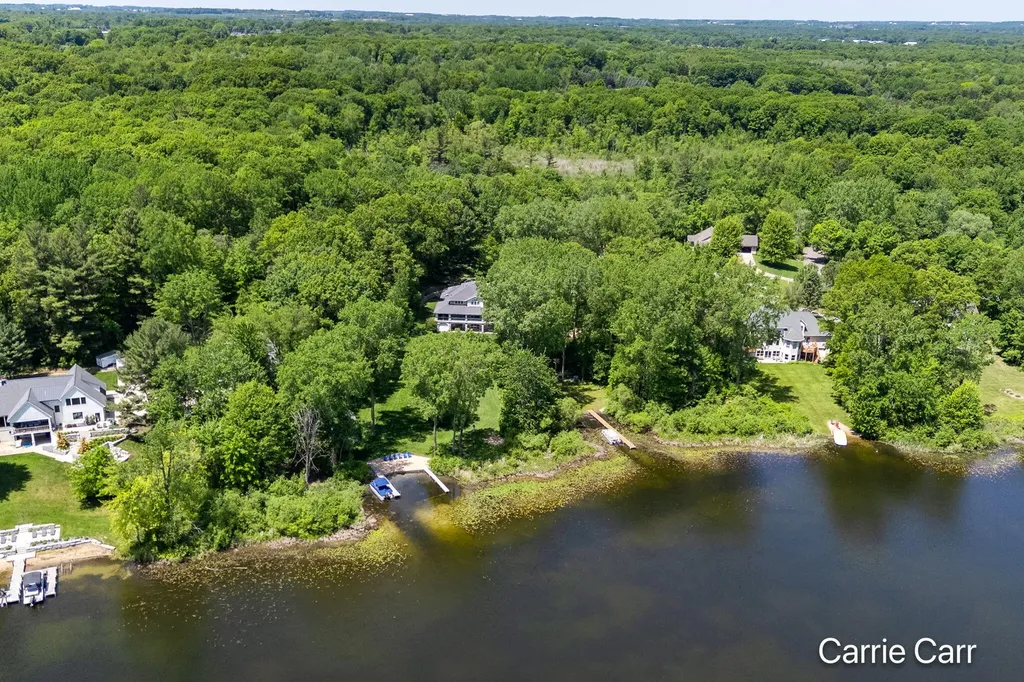 8170 Freska Lake Drive NE Plainfield Charter Township MI 49321