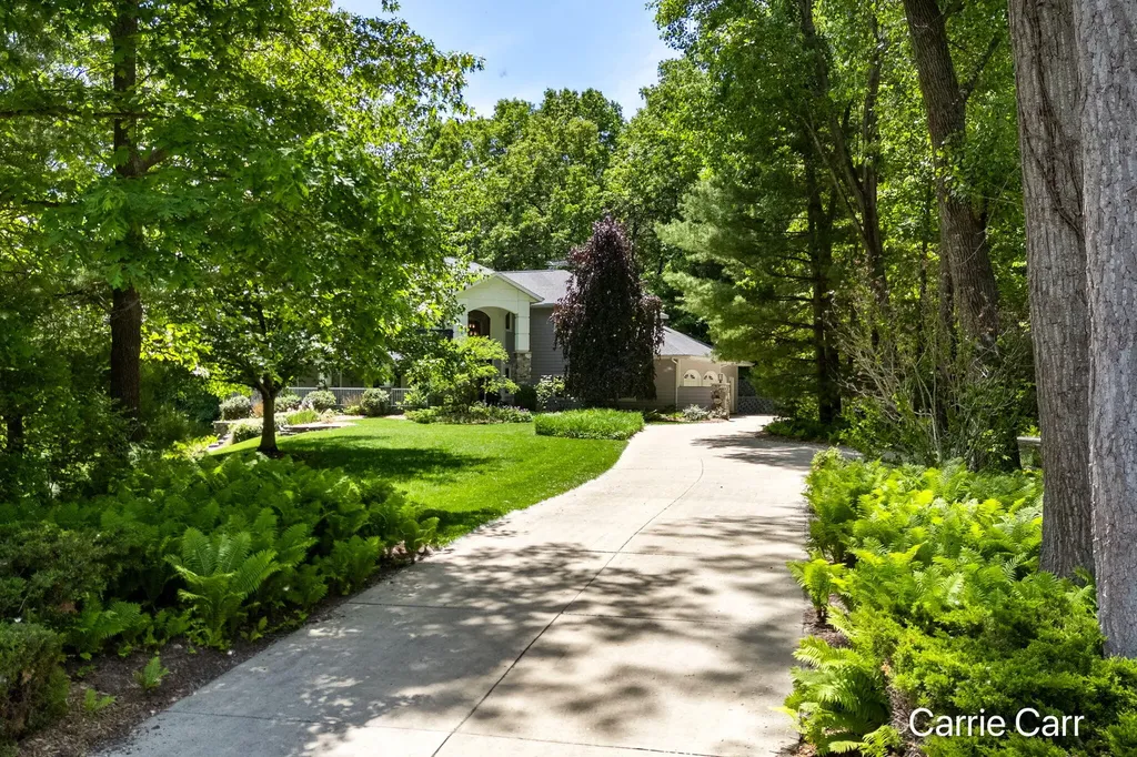 8170 Freska Lake Drive NE Plainfield Charter Township MI 49321