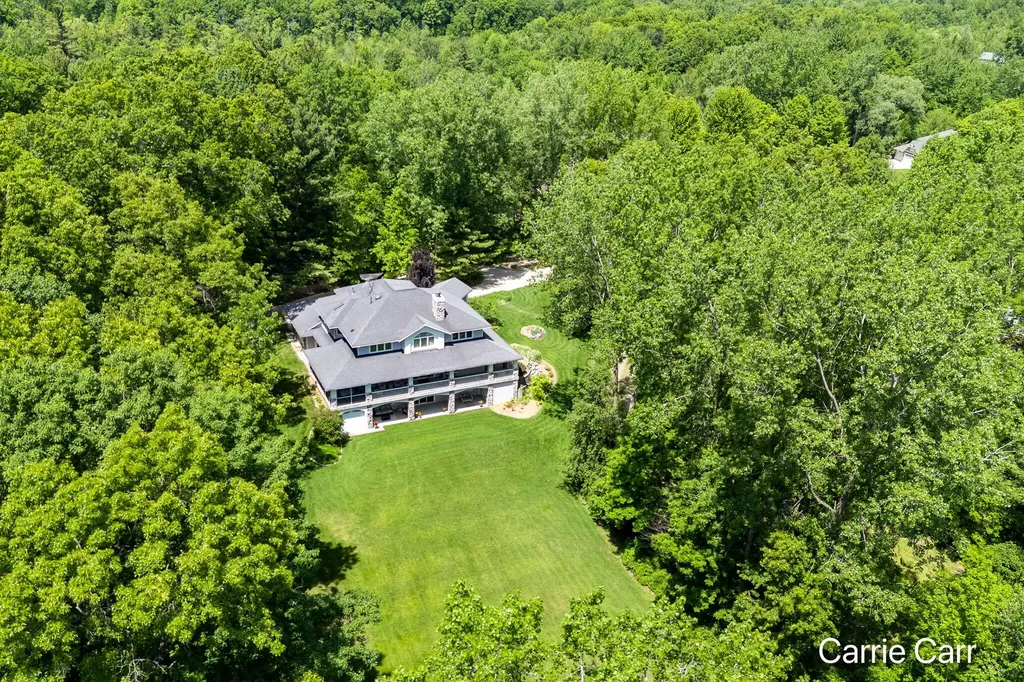 8170 Freska Lake Drive NE Plainfield Charter Township MI 49321
