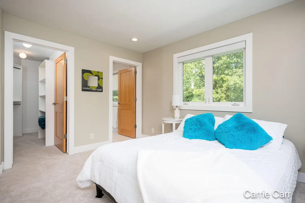 8170 Freska Lake Drive NE Plainfield Charter Township MI 49321