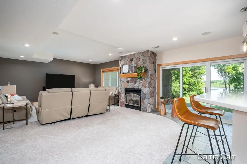 8170 Freska Lake Drive NE Plainfield Charter Township MI 49321