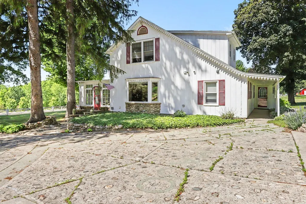 3189 125th Avenue Monterey Township MI 49010