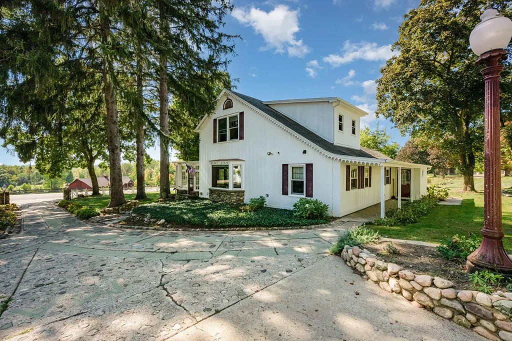 3189 125th Avenue Monterey Township MI 49010