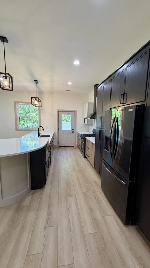 1810 Leonard Street NW Tallmadge Charter Township MI 49534