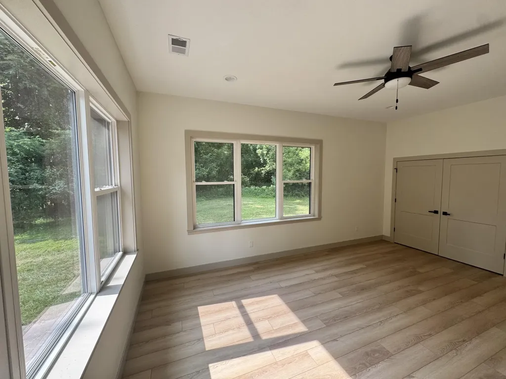 1810 Leonard Street NW Tallmadge Charter Township MI 49534
