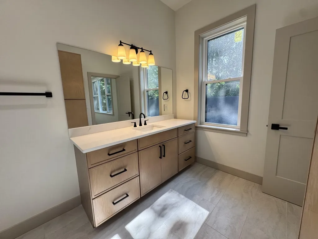 1810 Leonard Street NW Tallmadge Charter Township MI 49534