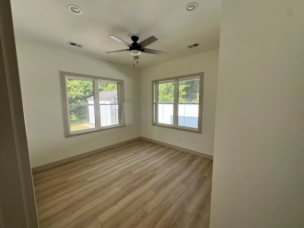 1810 Leonard Street NW Tallmadge Charter Township MI 49534