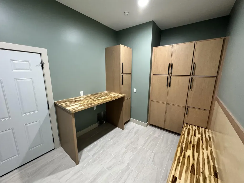 1810 Leonard Street NW Tallmadge Charter Township MI 49534