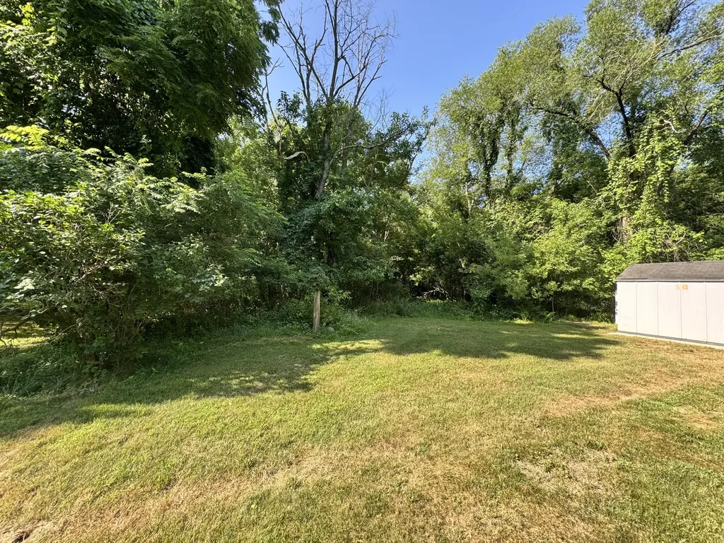1810 Leonard Street NW Tallmadge Charter Township MI 49534