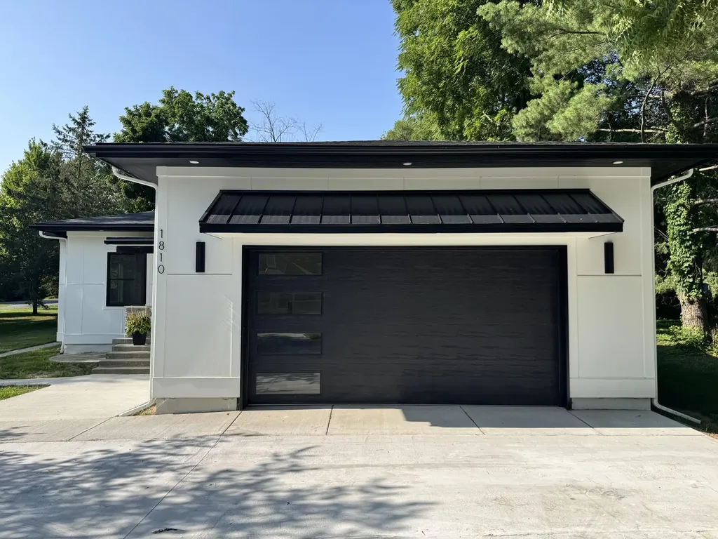 1810 Leonard Street NW Tallmadge Charter Township MI 49534