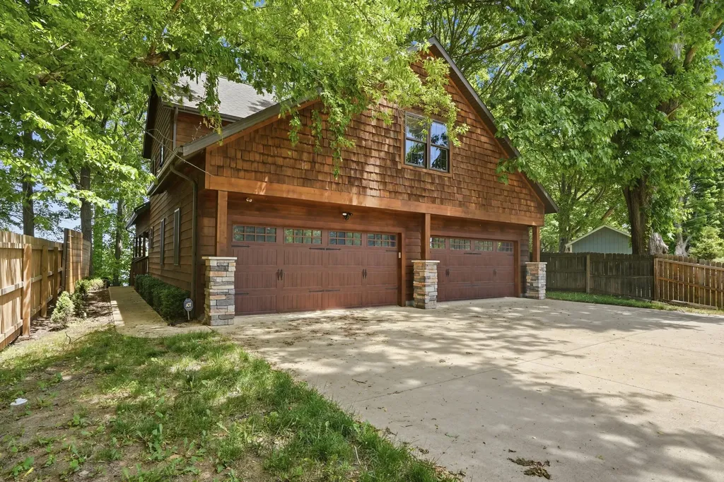17812 Arnwine Drive Calvin Township MI 49095