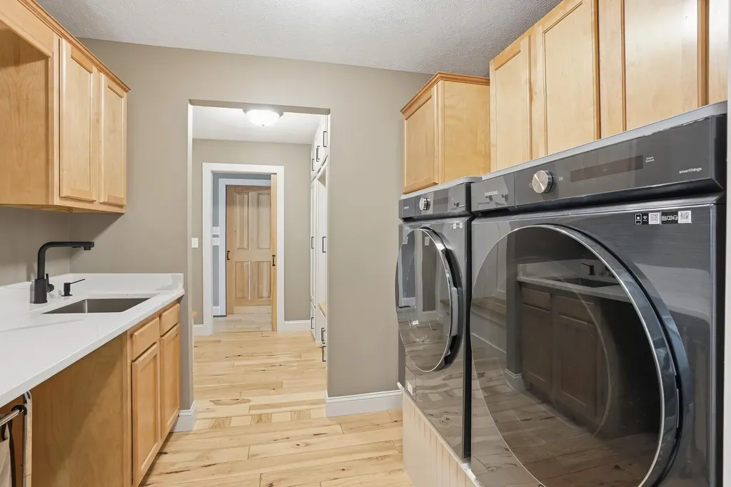 17812 Arnwine Drive Calvin Township MI 49095