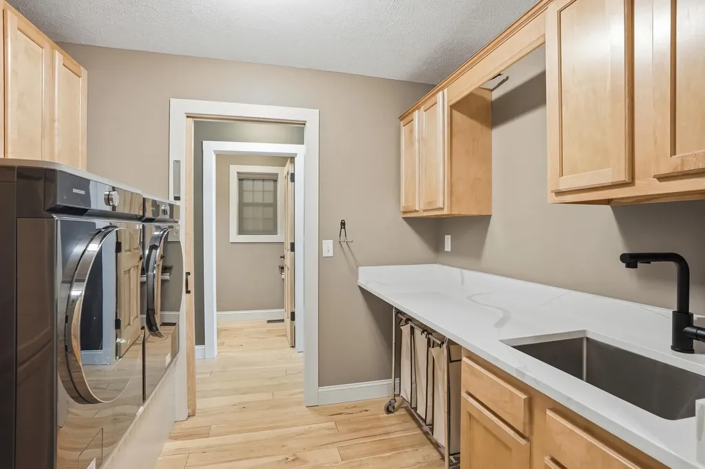 17812 Arnwine Drive Calvin Township MI 49095