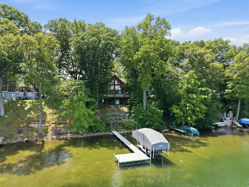17812 Arnwine Drive Calvin Township MI 49095