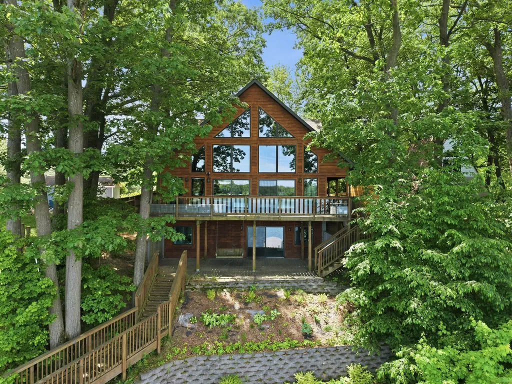 17812 Arnwine Drive Calvin Township MI 49095