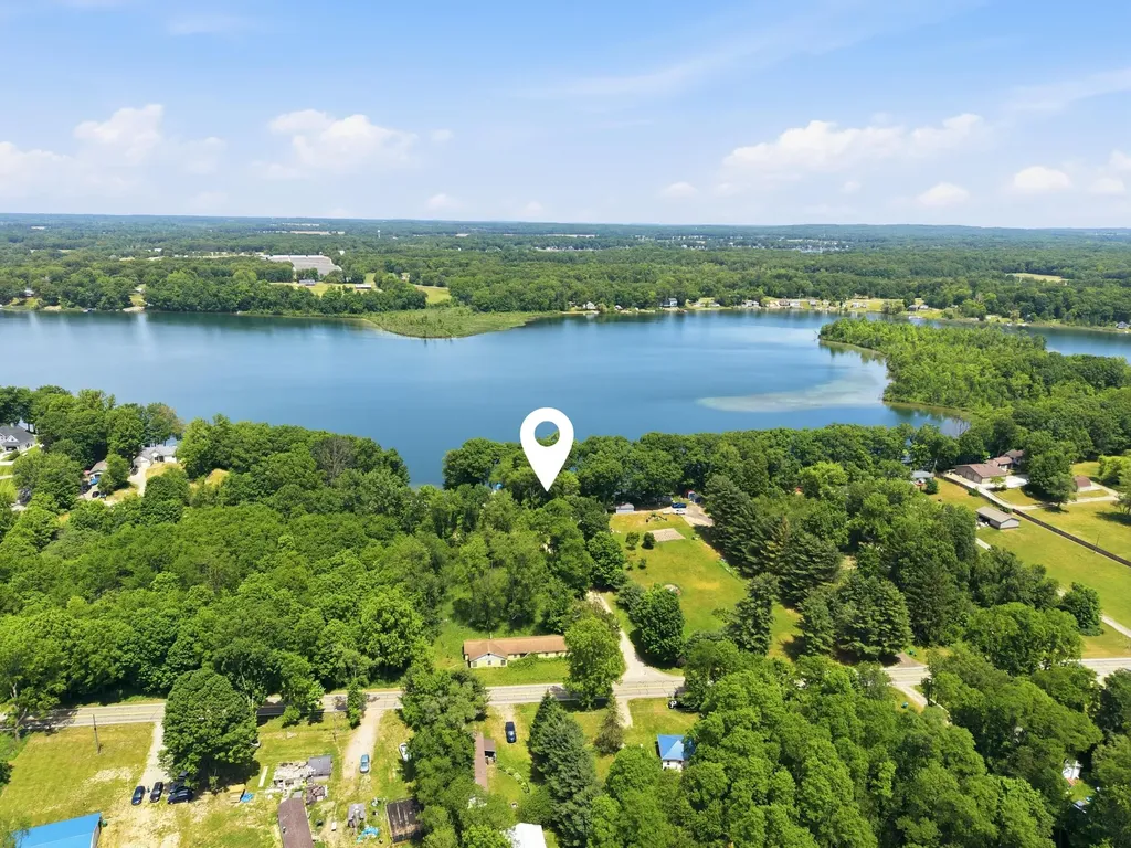 17812 Arnwine Drive Calvin Township MI 49095