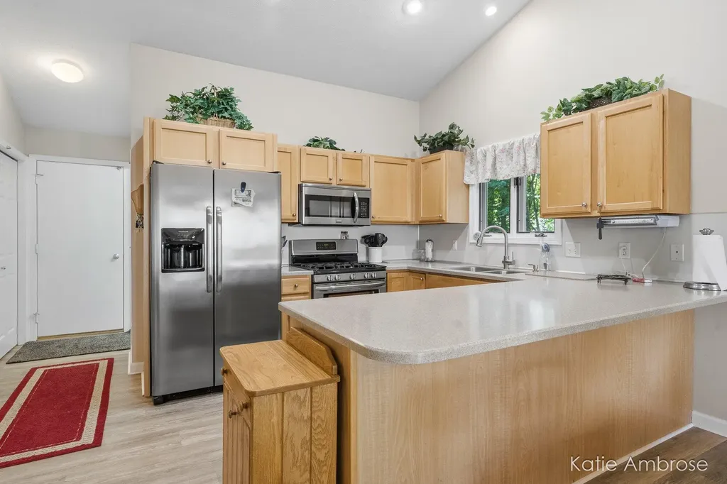 1683 Pinehill Drive Rutland Charter Township MI 49058
