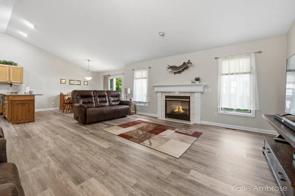 1683 Pinehill Drive Rutland Charter Township MI 49058