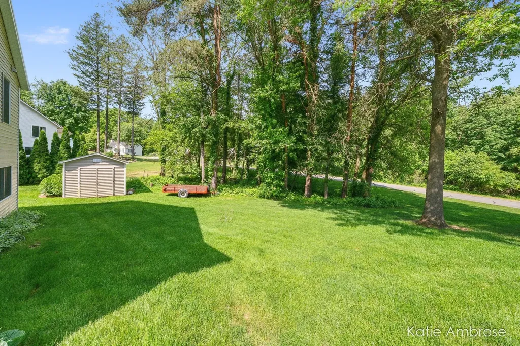1683 Pinehill Drive Rutland Charter Township MI 49058