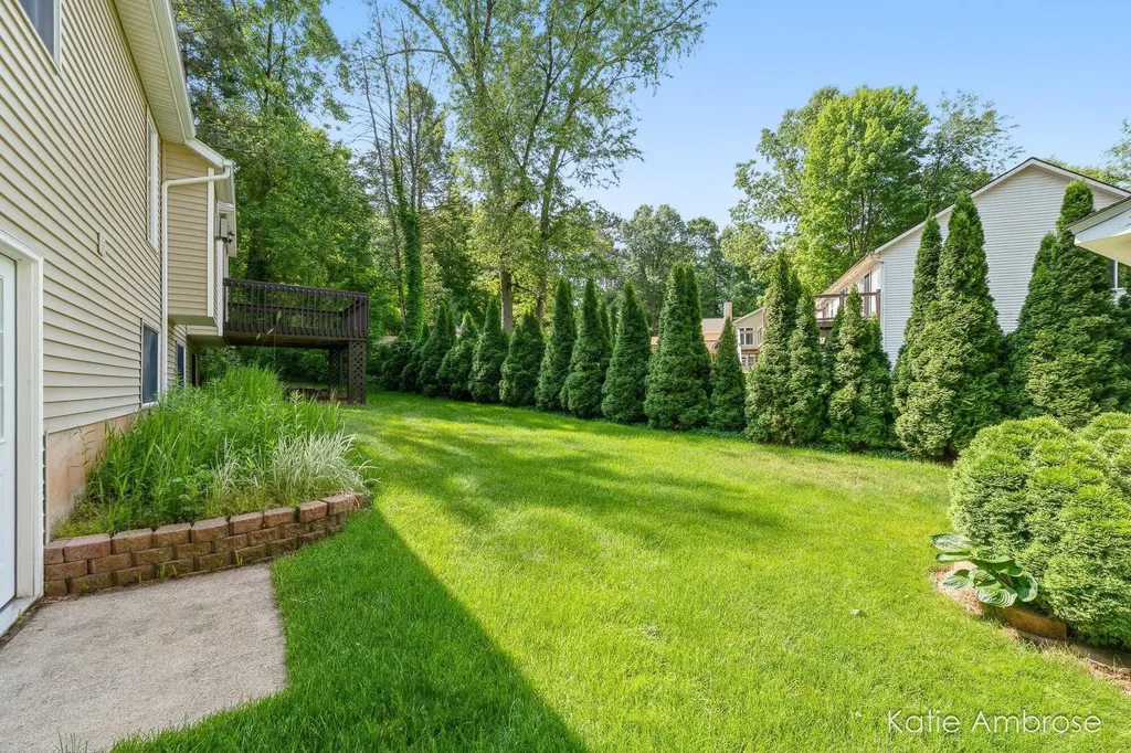 1683 Pinehill Drive Rutland Charter Township MI 49058