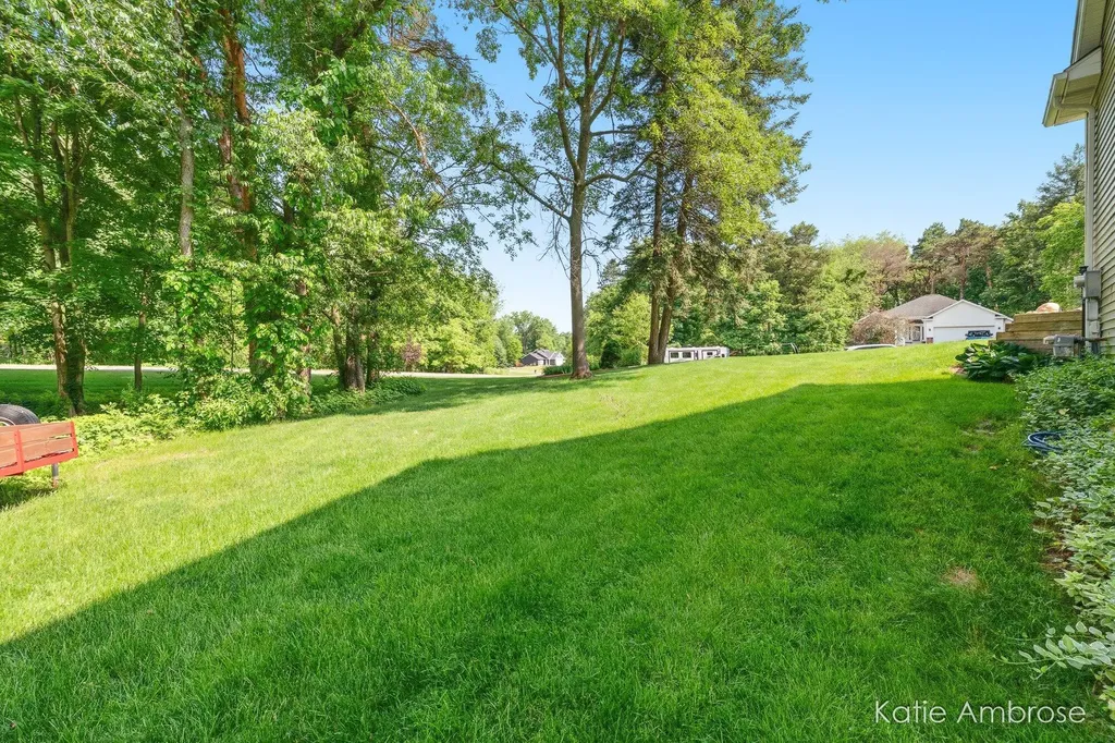 1683 Pinehill Drive Rutland Charter Township MI 49058