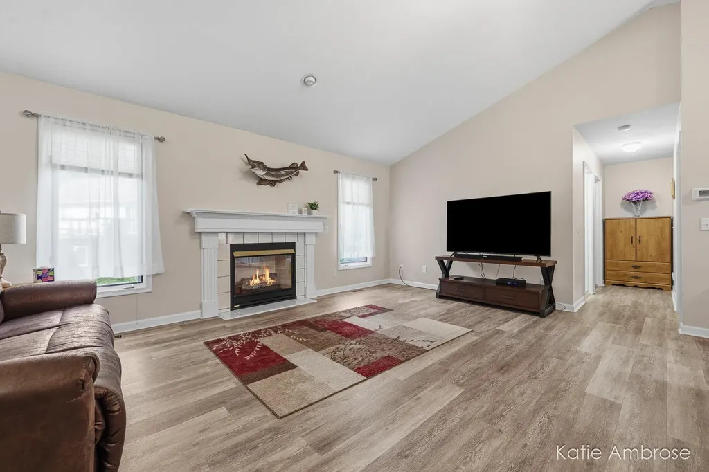 1683 Pinehill Drive Rutland Charter Township MI 49058