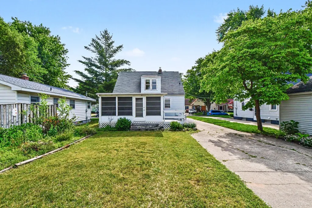 2909 Union Avenue SE Wyoming City MI 49548