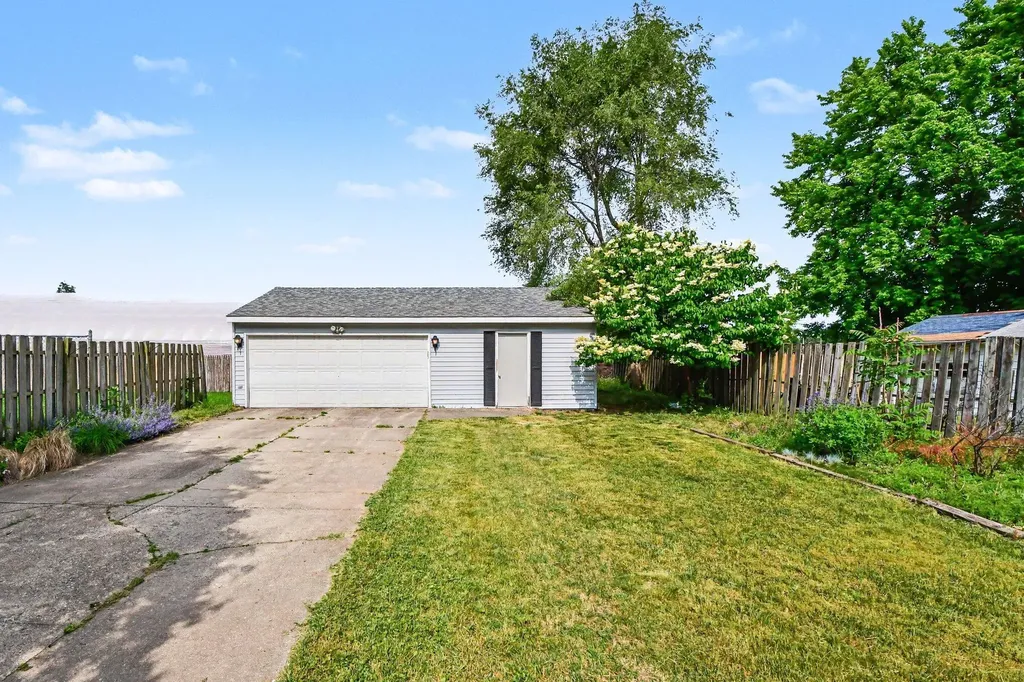 2909 Union Avenue SE Wyoming City MI 49548