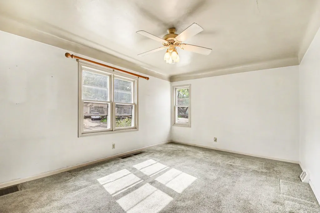 2909 Union Avenue SE Wyoming City MI 49548