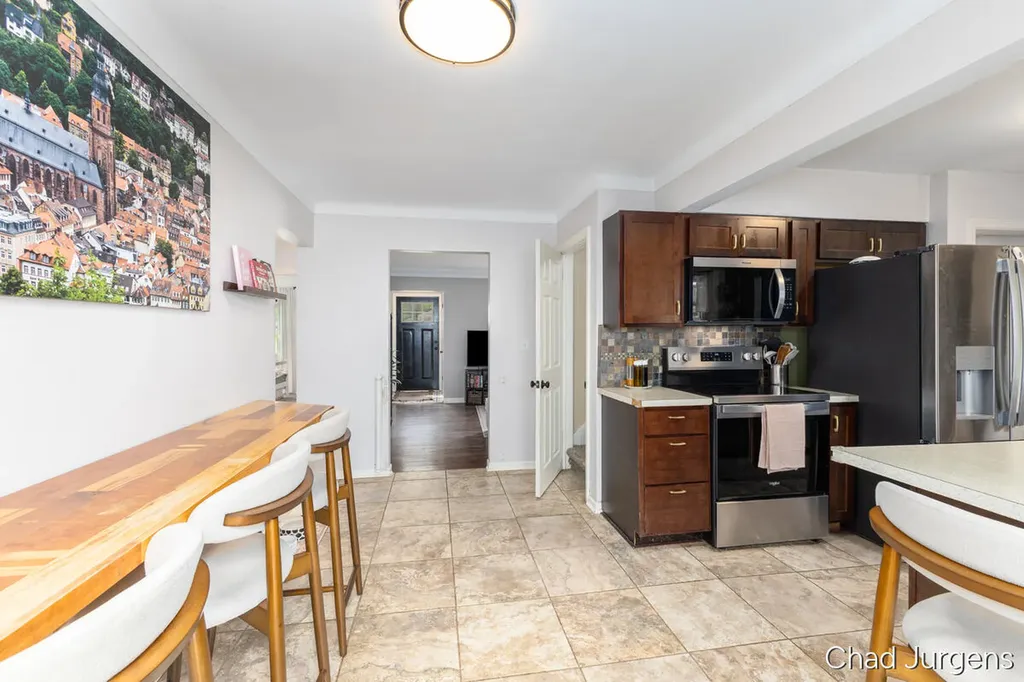 854 Covell Avenue NW Grand Rapids City MI 49504