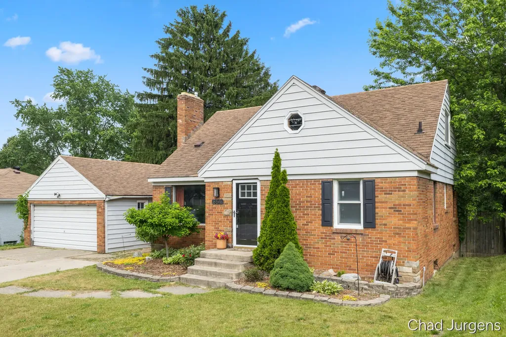 854 Covell Avenue NW Grand Rapids City MI 49504