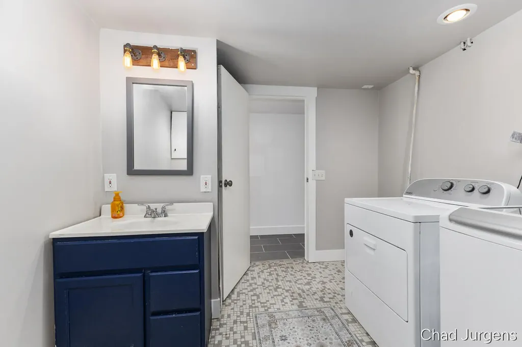 854 Covell Avenue NW Grand Rapids City MI 49504