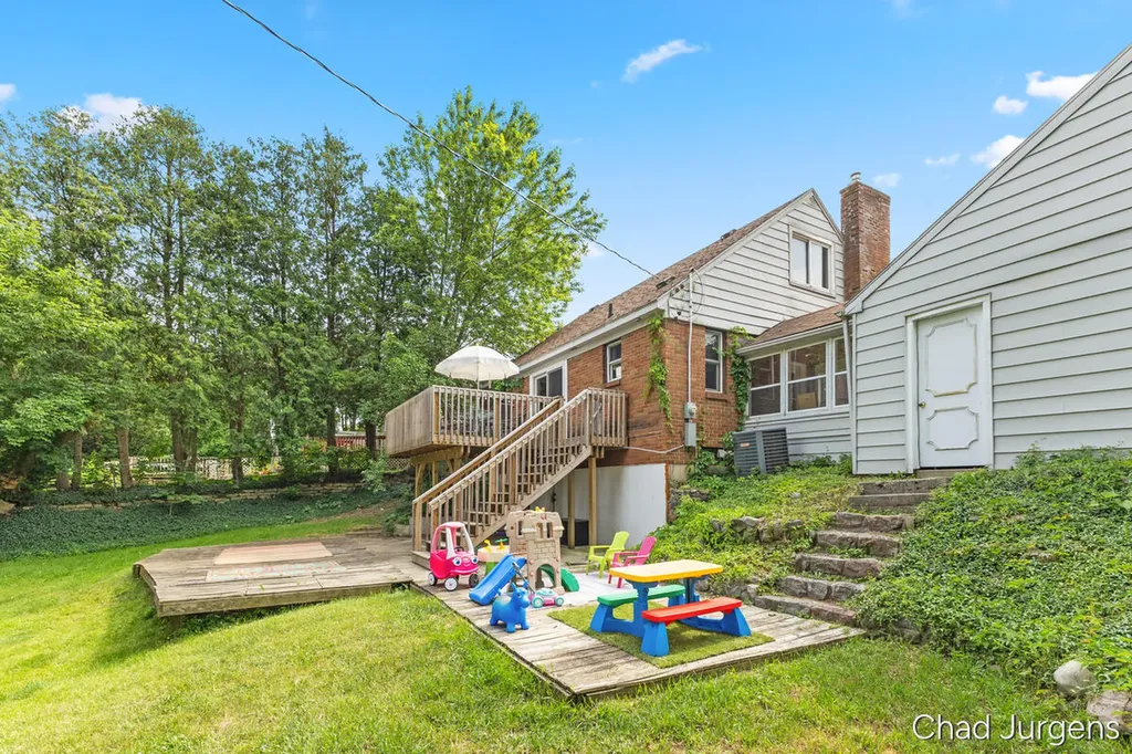854 Covell Avenue NW Grand Rapids City MI 49504
