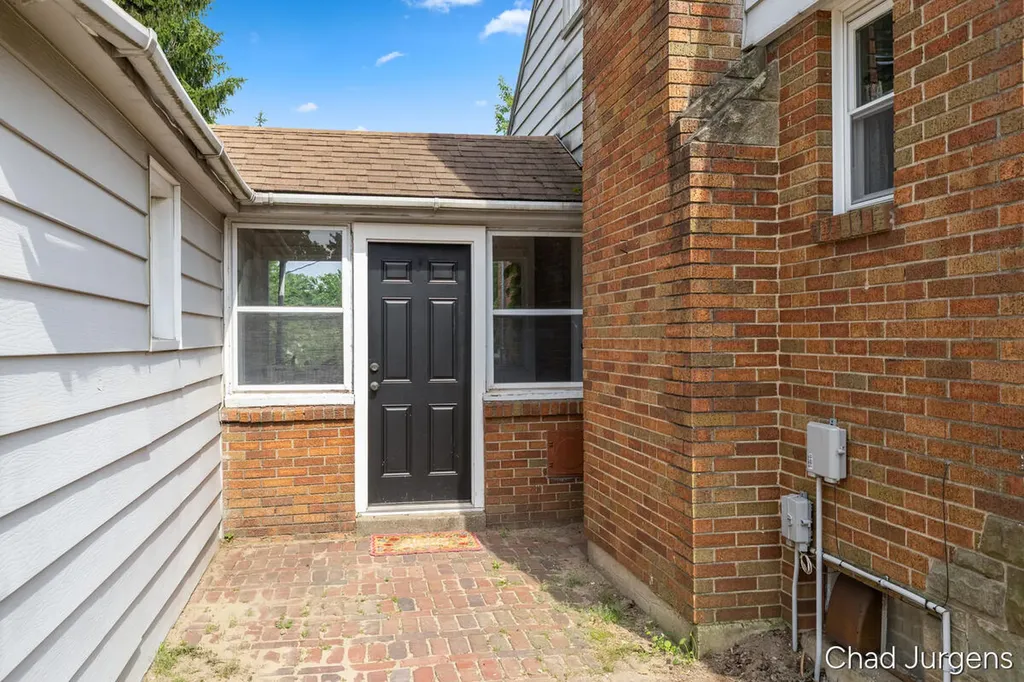 854 Covell Avenue NW Grand Rapids City MI 49504