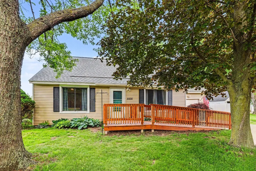 3835 96th Avenue Holland Charter Township MI 49464