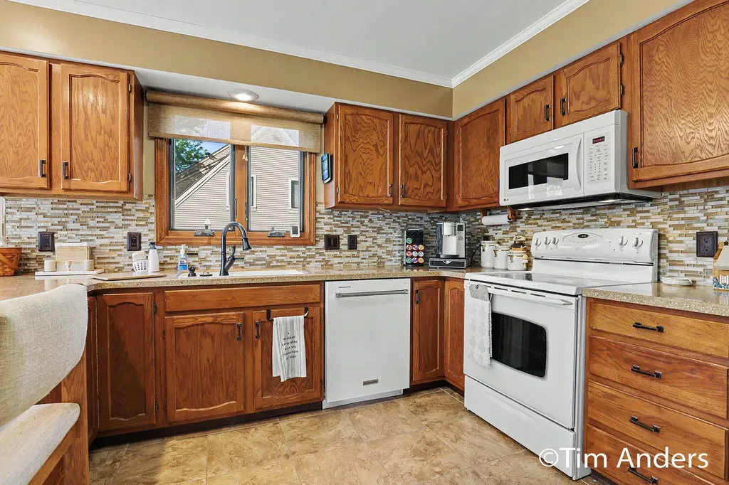 6090 Arroyo Vista Drive NE Cannon Township MI 49341