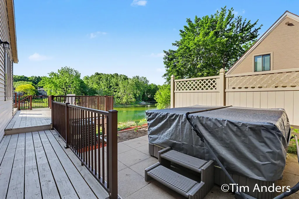 6090 Arroyo Vista Drive NE Cannon Township MI 49341