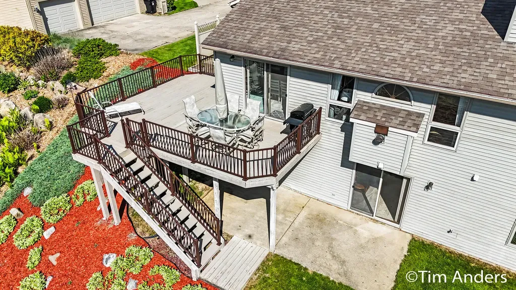 6090 Arroyo Vista Drive NE Cannon Township MI 49341