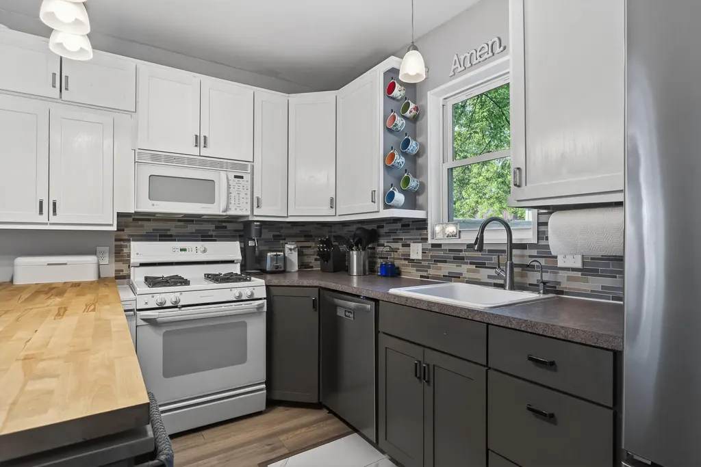6875 Hammond Avenue SE Gaines Charter Township MI 49316