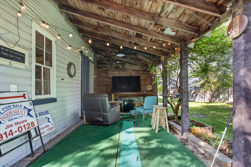 6875 Hammond Avenue SE Gaines Charter Township MI 49316