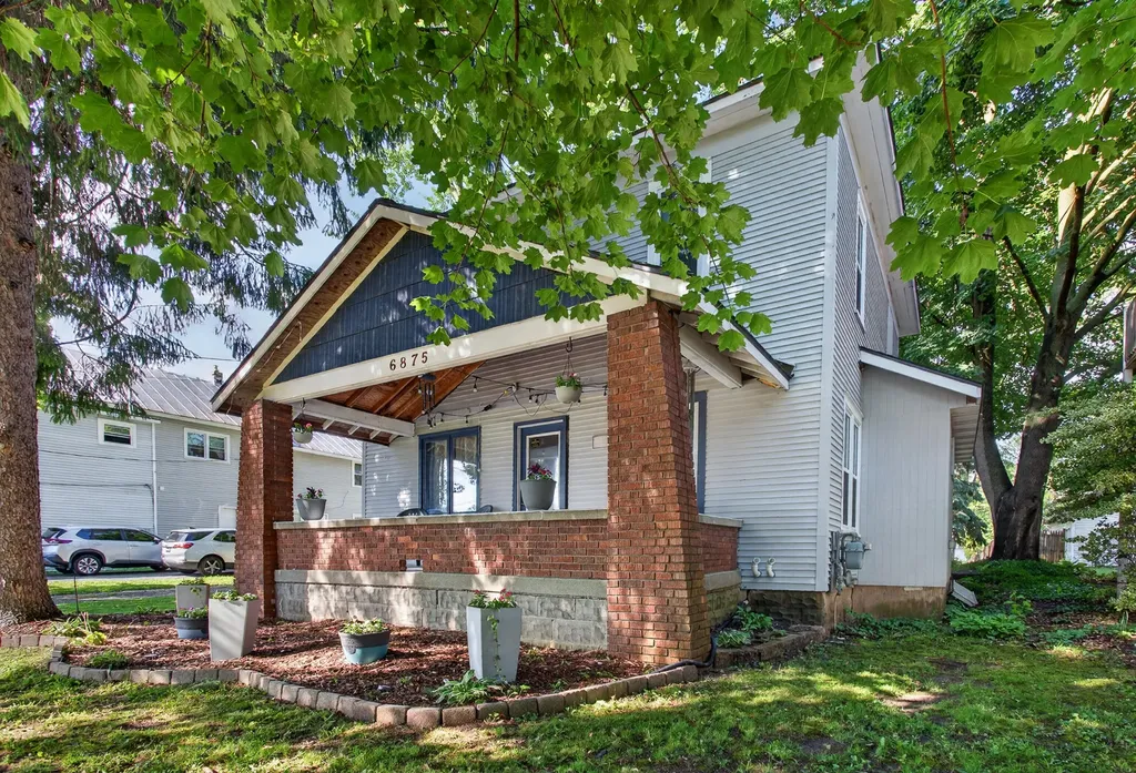 6875 Hammond Avenue SE Gaines Charter Township MI 49316