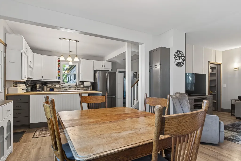 6875 Hammond Avenue SE Gaines Charter Township MI 49316