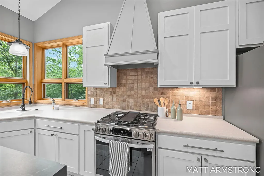 2135 Hilltop View Drive Dorr Township MI 49323