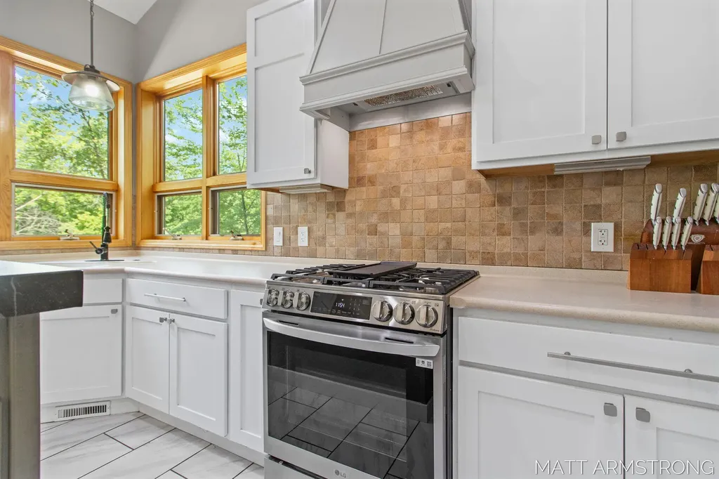 2135 Hilltop View Drive Dorr Township MI 49323