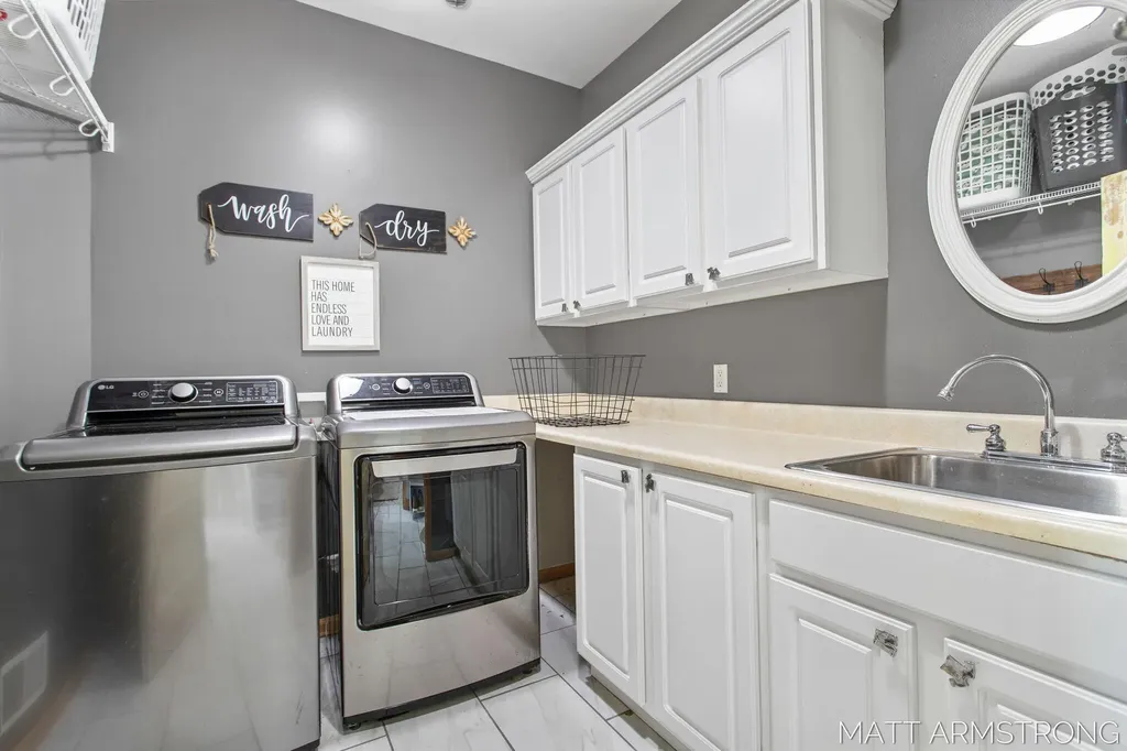 2135 Hilltop View Drive Dorr Township MI 49323