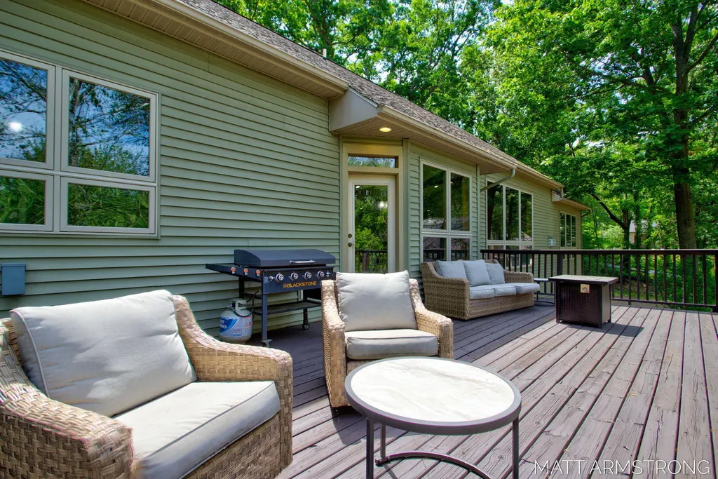 2135 Hilltop View Drive Dorr Township MI 49323