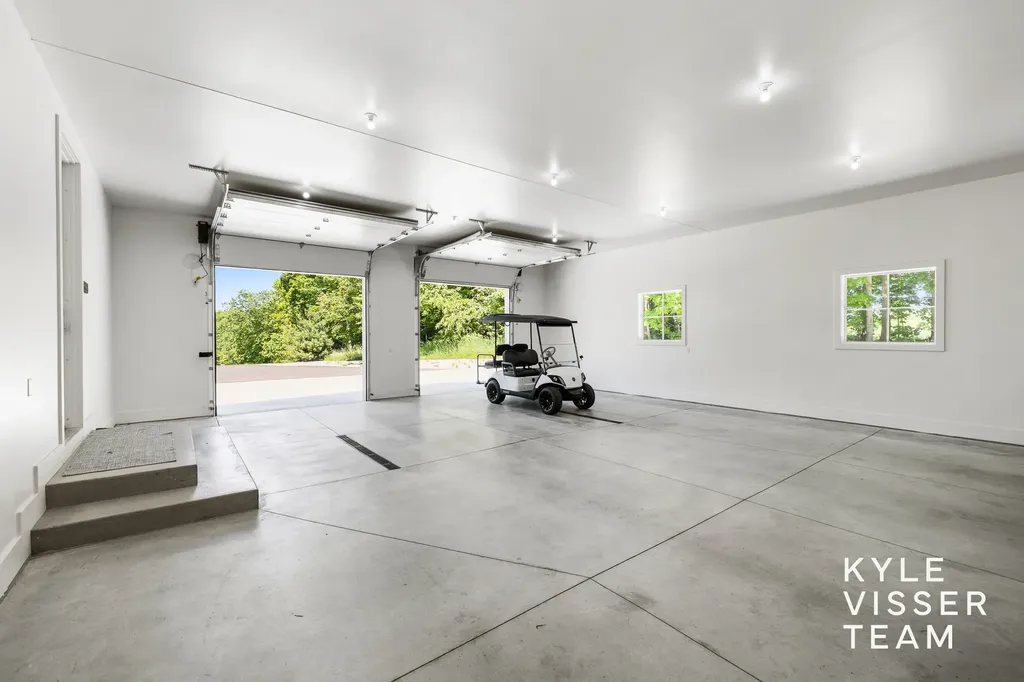 3616 64th Avenue Zeeland Charter Township MI 49464